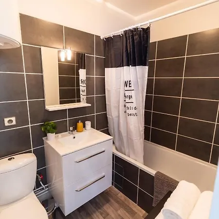 Studio Moderne Au Centre Ville Appartamento Pau
